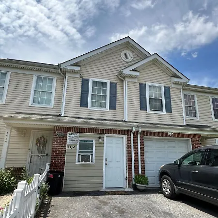 Colorful 3 Bedrooms Twin Home Near Center Philadelphia Exterior photo